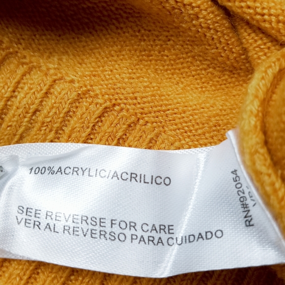 Nwt Carolyn Taylor Golden Yellow Embellished Pullover Sweater With Scarf Size XL - Picture 6 of 7